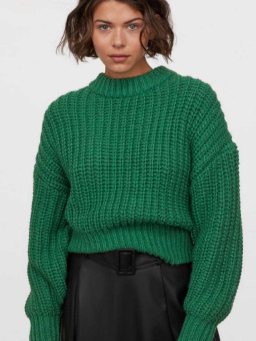 H&M Cropped Oversized Chunky Knit Sweater in Green